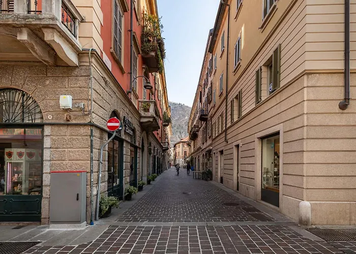 Breva In Centro Storico Côme