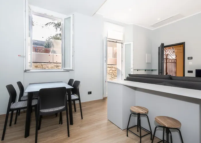 Breva In Centro Storico * コモ