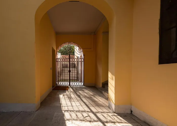 Breva In Centro Storico * Como